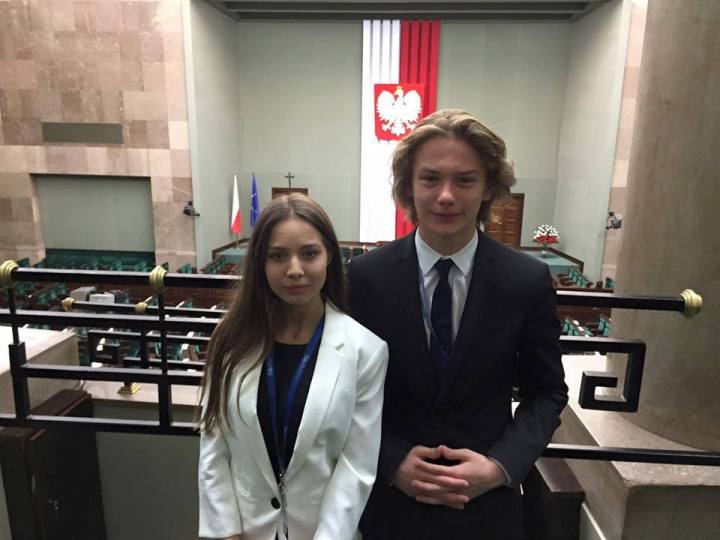 1936257_734400346659582_8940779948850637426_n (1)