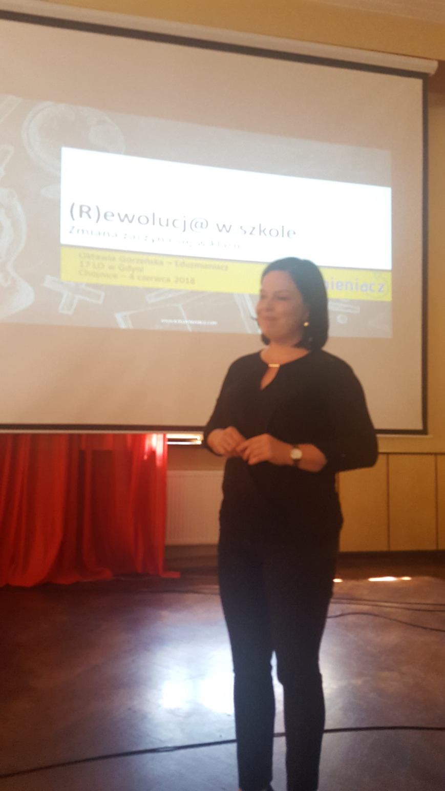 34409856_2080561025600908_5342965859121889280_o